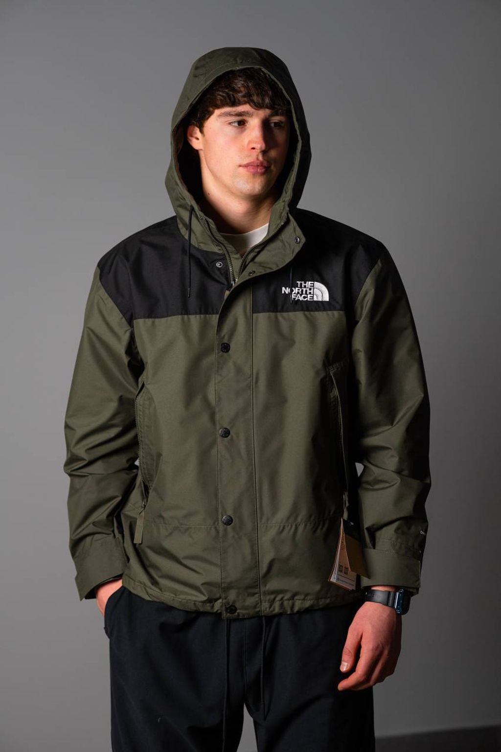Штормовка The North Face хакі чорна