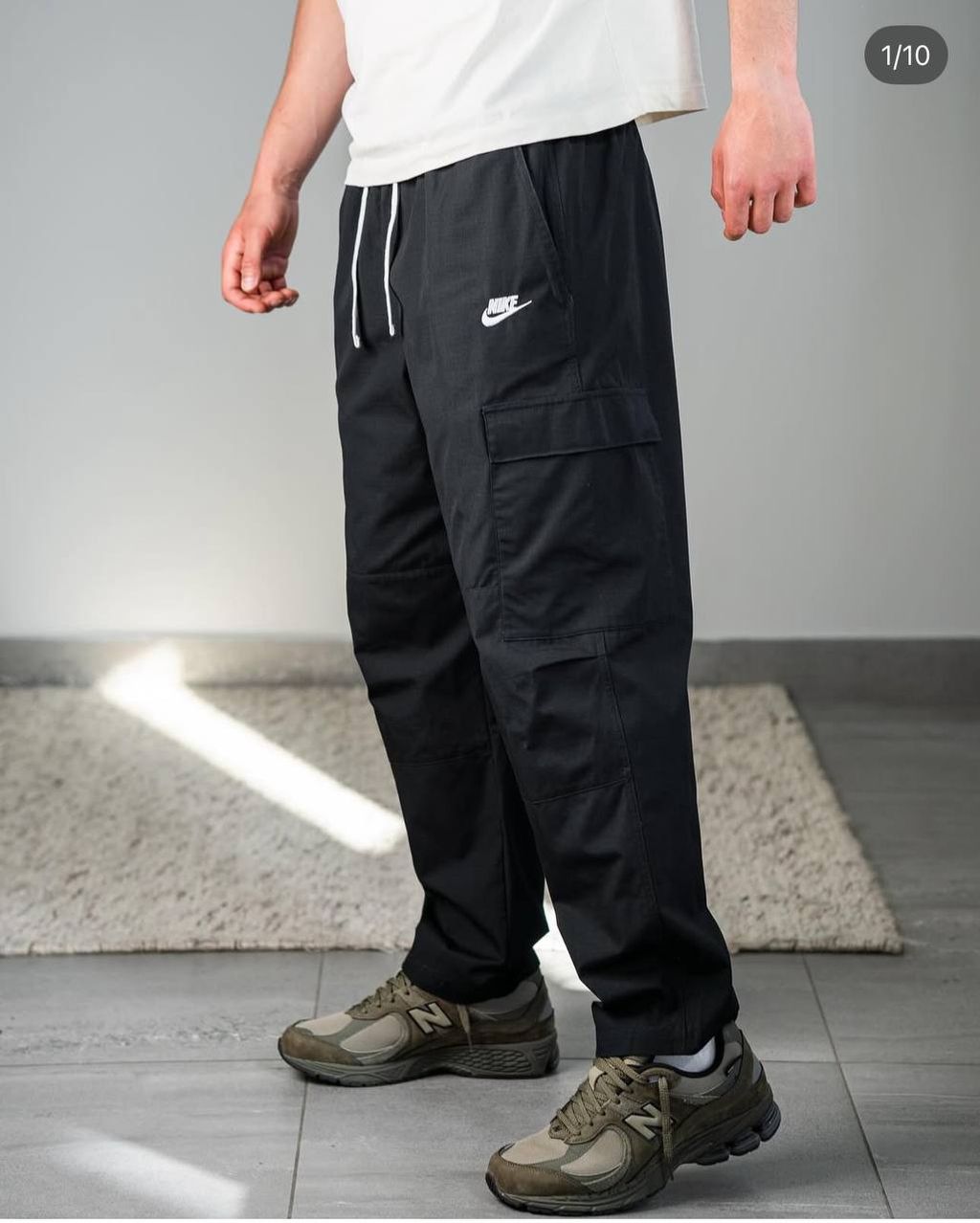 Штани Nike чорні Cargo Club біле лого