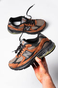 Кросівки New Balance 2010 морквяні